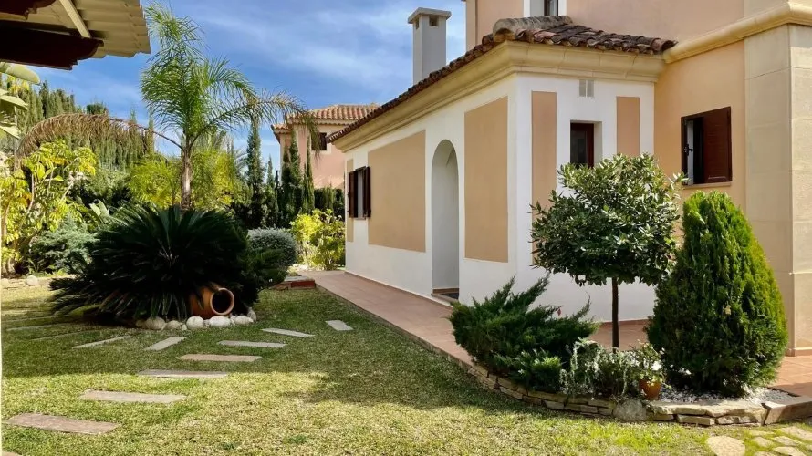 1 bedroom villa for sale, Finestrat, Spain No. 805 № 2
