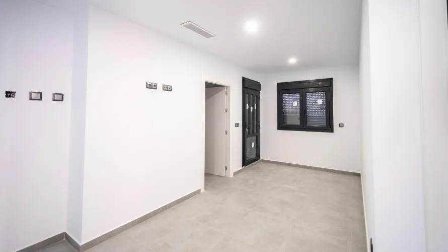 3 bedrooms villa for sale, Torrevieja, Spain No. 424 № 18