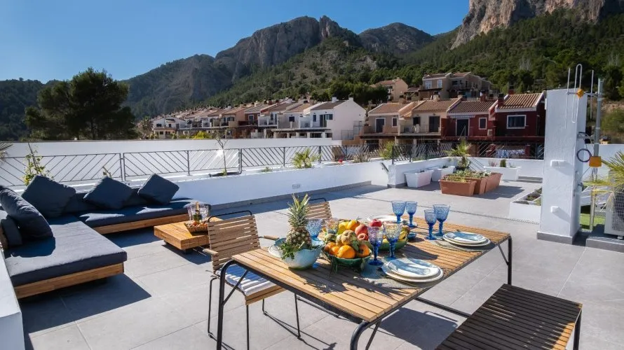 3 bedrooms villa for sale, Polop, Spain No. 277
