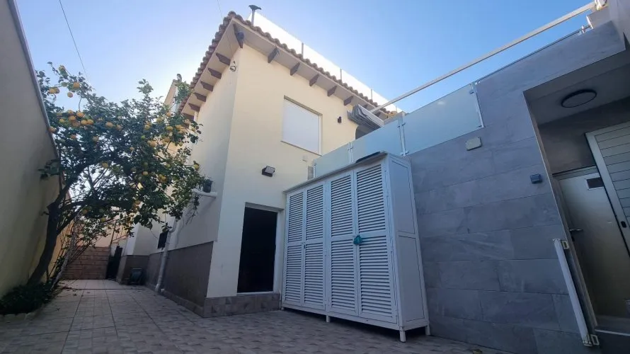 4 bedrooms villa for sale, Los Balcones, Spain No. 1016 № 1
