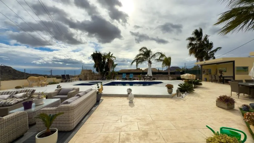 5 bedrooms apartment for sale, Jijona, Spain No. 1313 № 4
