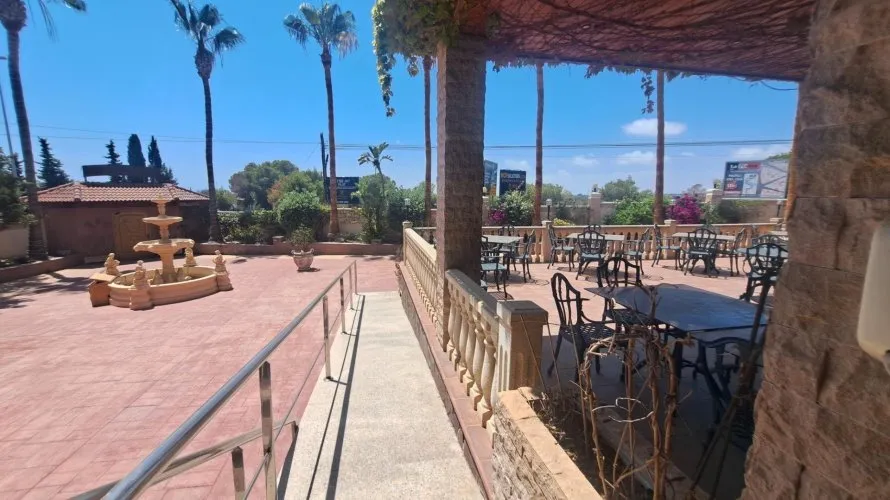 871m² commercial property for sale, La Zenia, Spain No. 96 № 27