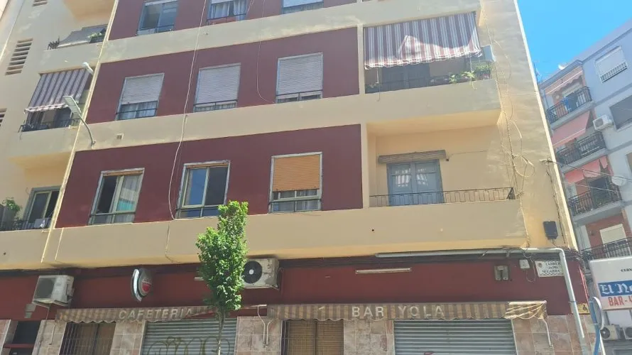 1 bedroom commercial property for sale, Alicante, Spain No. 2950
