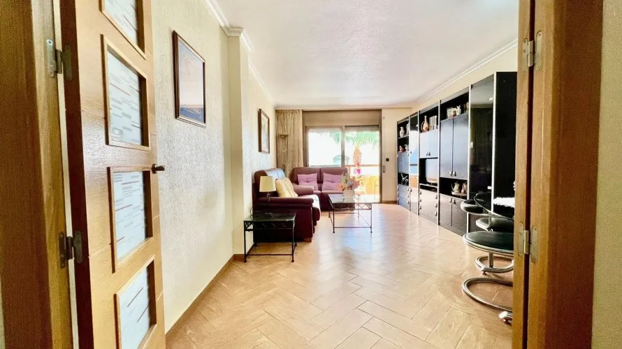 3 bedrooms apartment for sale, Torrevieja, Spain No. 162 № 9