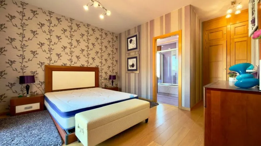 8 bedrooms villa for sale, Calpe, Spain No. 1209