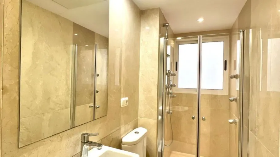 2 bedrooms penthouse for sale, Valencia, Spain No. 1331 № 13