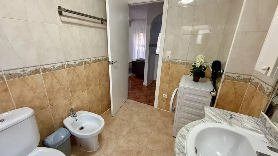 2 bedrooms apartment for sale, Torrevieja, Spain No. 2719 № 15