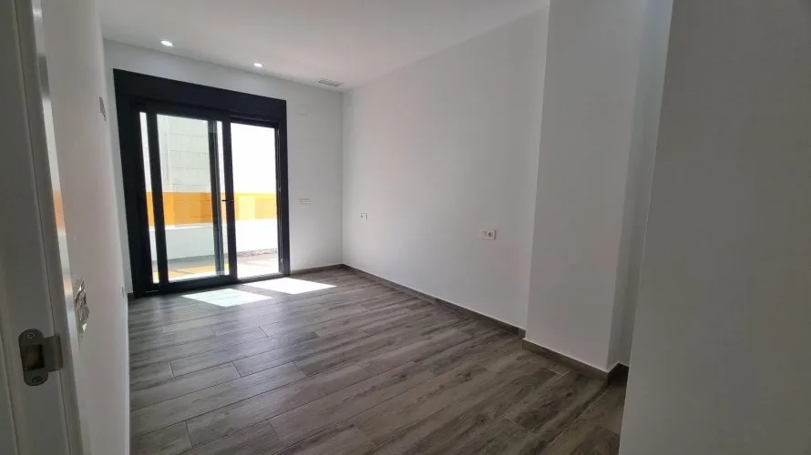 3 bedrooms apartment for sale, Torrevieja, Spain No. 108 № 20