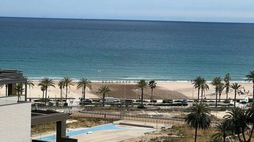 3 bedrooms penthouse for sale, Alicante, Spain No. 1000 № 1