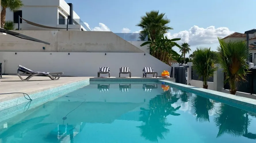 6 bedrooms villa for sale, Finestrat, Spain No. 877 № 11