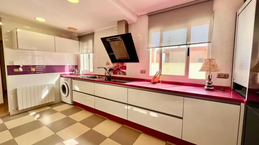 3 bedrooms penthouse for sale, La Mata, Spain No. 143 № 18