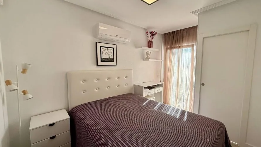 1 bedroom penthouse for sale, Nueva Torrevieja, Spain No. 2813 № 3