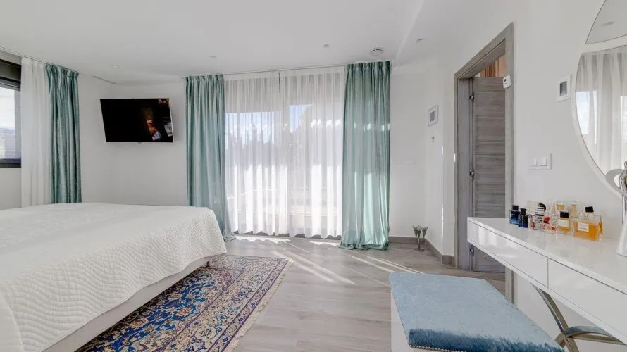 461m² villa for sale, Torrevieja, Spain No. 1022 № 3