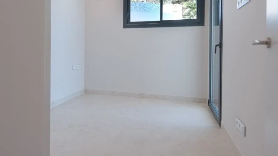4 bedrooms apartment for sale, Benidorm, Spain No. 352 № 25