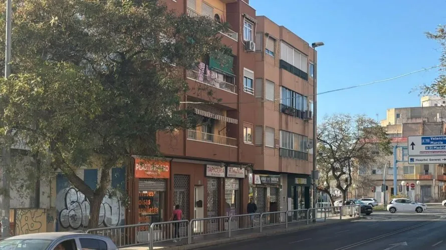 140m² commercial property for sale, Alicante, Spain No. 2841 № 14