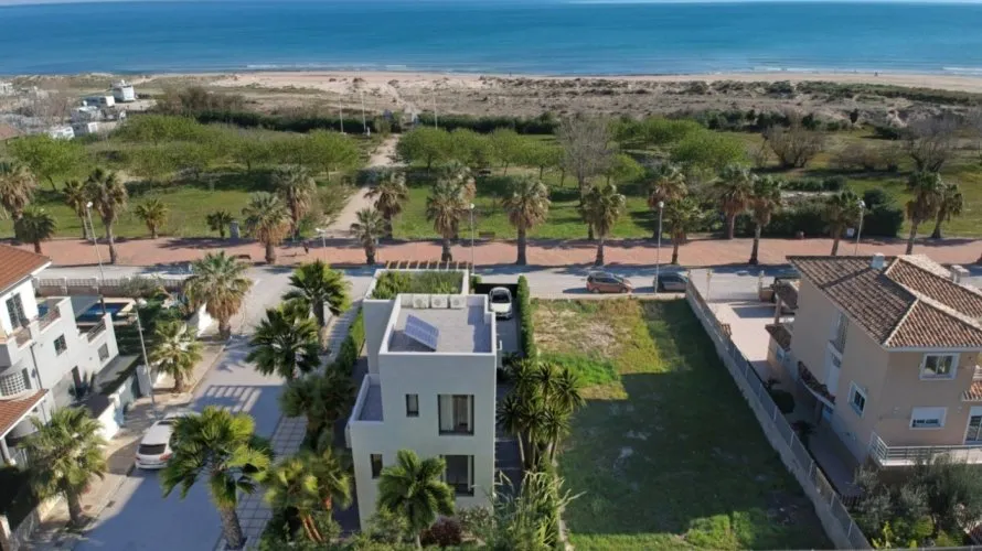 5 bedrooms apartment for sale, Oliva, Spain No. 325