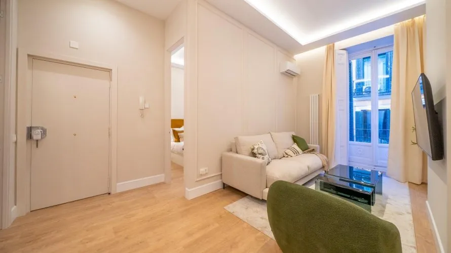 3 bedrooms apartment for sale, Madrid, Spain No. 174 № 4