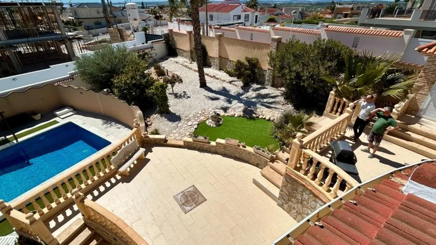 5 bedrooms villa for sale, Ciudad Quesada, Spain No. 1139 № 1