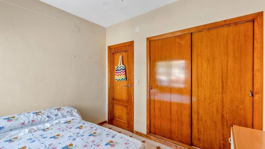 4 bedrooms villa for sale, Torrevieja, Spain No. 873 № 14