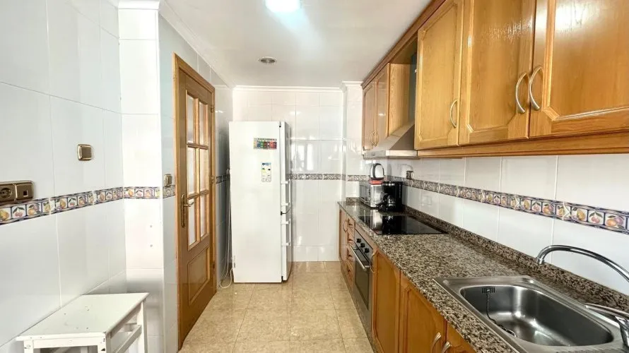 4 bedrooms apartment for sale, Torrevieja, Spain No. 800 № 8