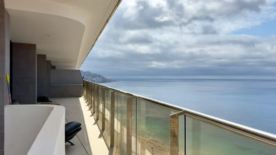 3 bedrooms penthouse for sale, Benidorm, Spain No. 590 № 1