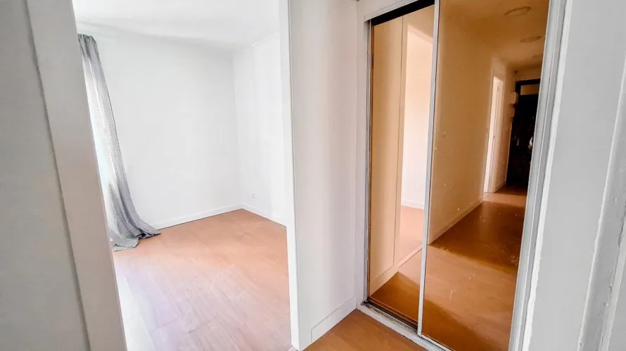 1 bedroom apartment for sale, Oviedo, Spain No. 2760 № 5