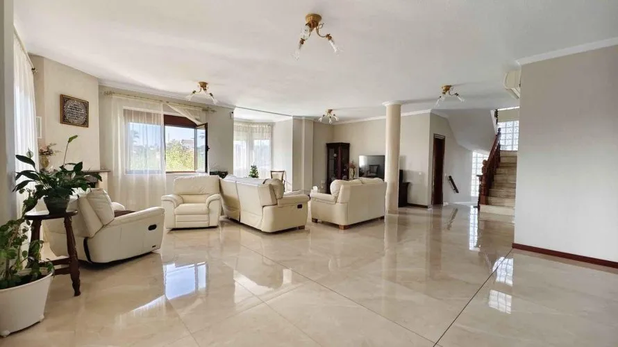 5 bedrooms villa for sale, Ciudad Quesada, Spain No. 109 № 15