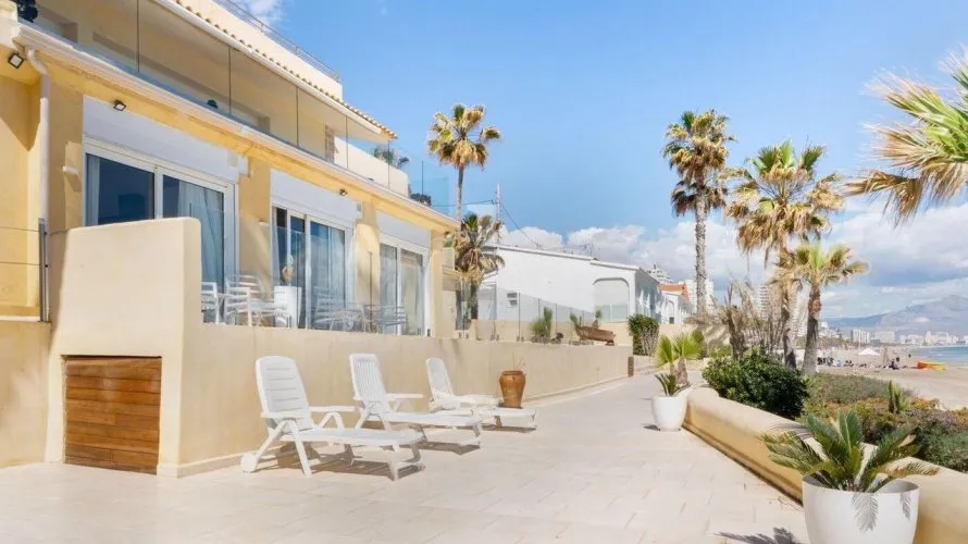 10 bedrooms villa for sale, Cabo De Las Huertas, Spain No. 1277 № 1