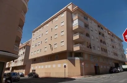 2 bedrooms apartment for sale, Torrevieja, Spain No. 2921
