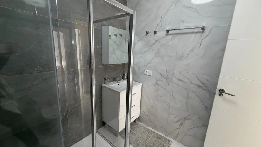3 bedrooms apartment for sale, Torrevieja, Spain No. 1010 № 25