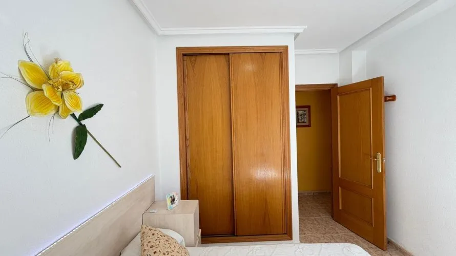 2 bedrooms penthouse for sale, Torrevieja, Spain No. 2700 № 13