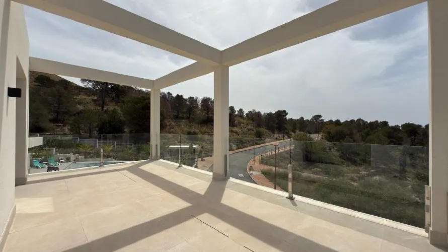 7 bedrooms villa for sale, Finestrat, Spain No. 127 № 5