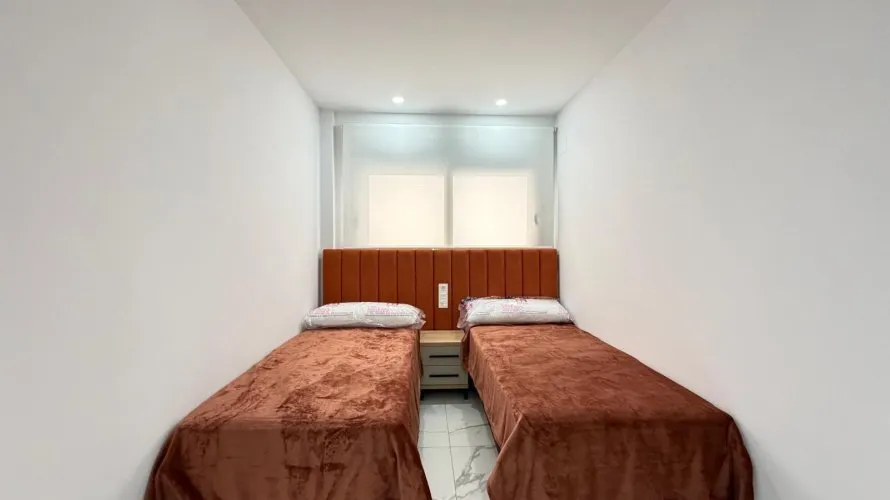 2 bedrooms apartment for sale, Torrevieja, Spain No. 1055 № 15