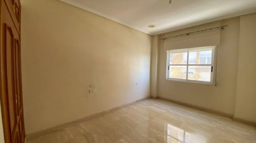 4 bedrooms apartment for sale, Torrevieja, Spain No. 817 № 4