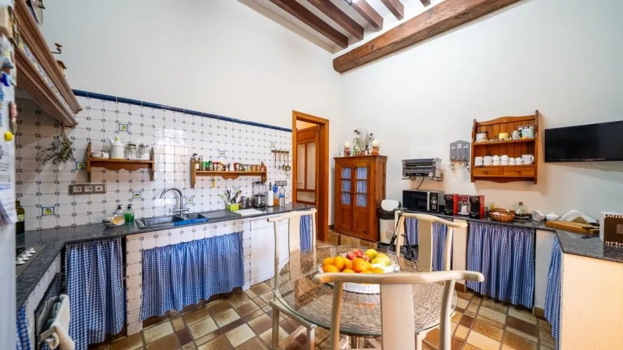 7 bedrooms house for sale, Mutxamel, Spain No. 690 № 12