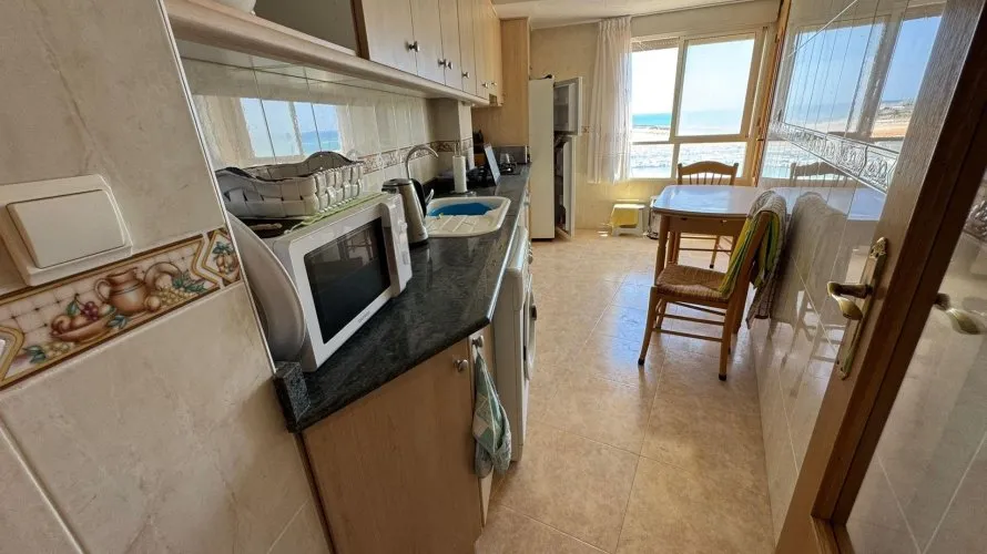 3 bedrooms apartment for sale, Torrevieja, Spain No. 823 № 7