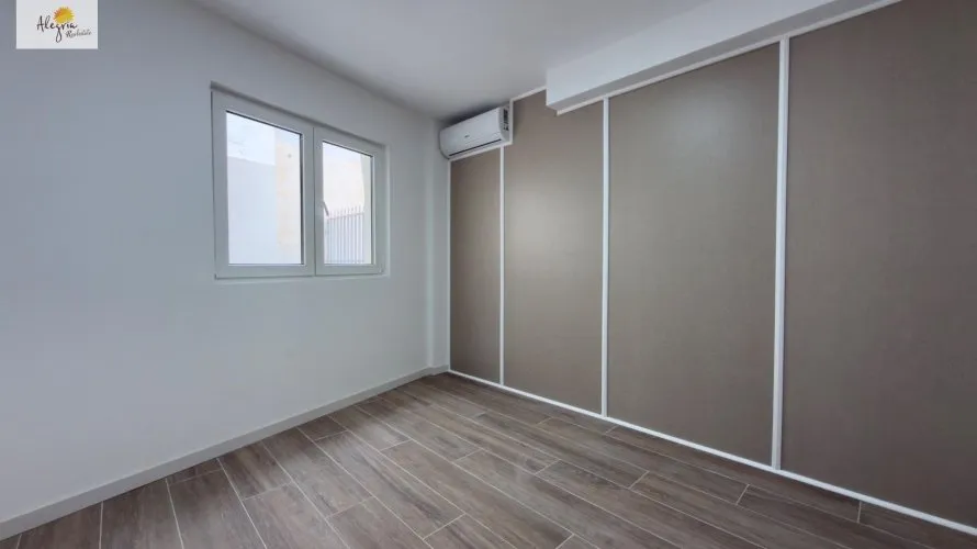 8 bedrooms commercial property for sale, Alicante, Spain No. 251 № 15