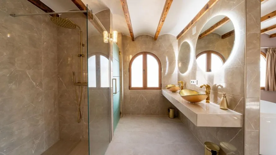 11 bedrooms villa for sale, Altea, Spain No. 1213 № 23