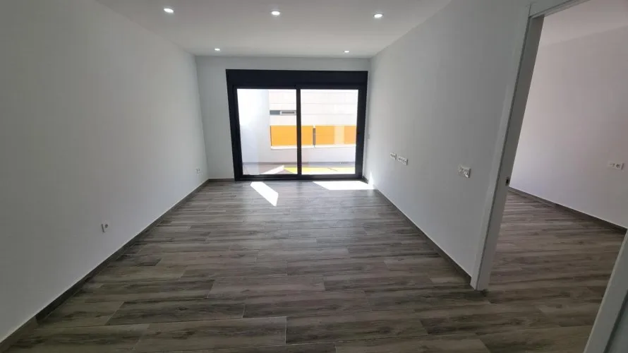 3 bedrooms apartment for sale, Torrevieja, Spain No. 108 № 7