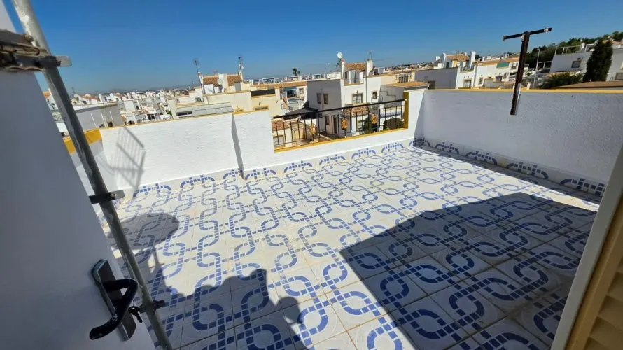 3 bedrooms house for sale, Torrevieja, Spain No. 1153 № 5