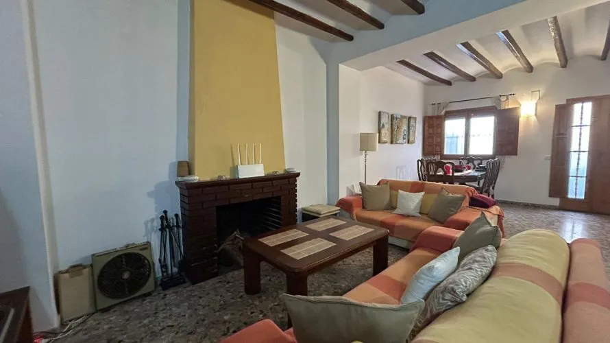3 bedrooms house for sale, Polop, Spain No. 1001 № 1