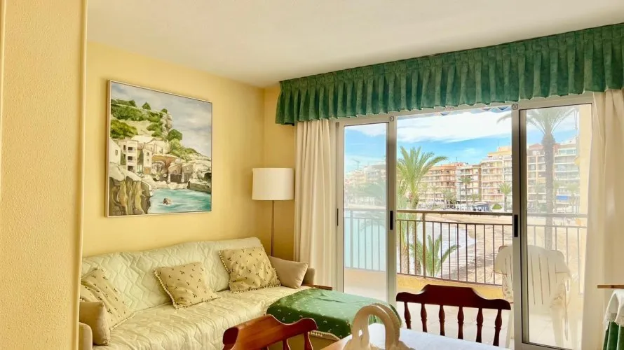 3 bedrooms apartment for sale, Torrevieja, Spain No. 1050 № 9