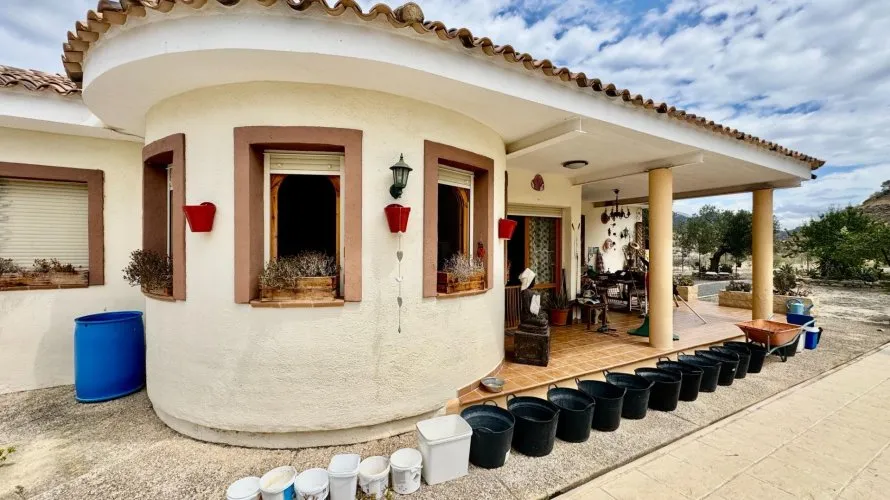 3 bedrooms house for sale, Relleu, Spain No. 1282 № 13