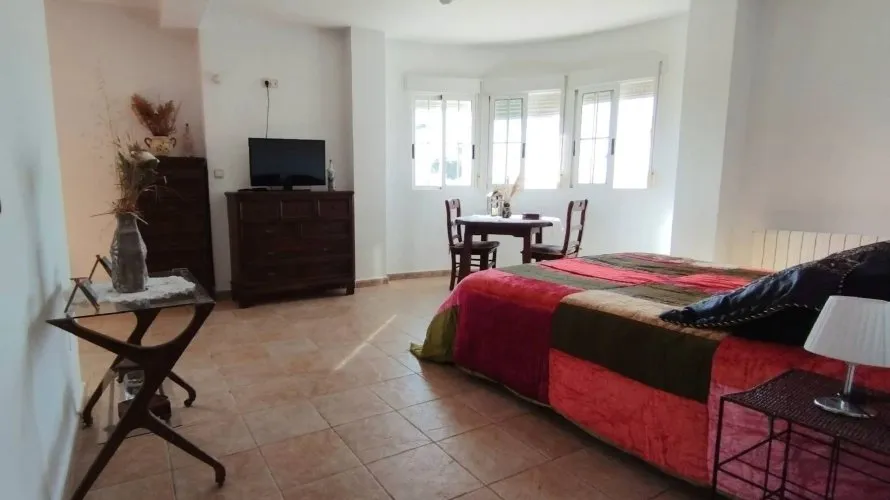 6 bedrooms apartment for sale, Torrevieja, Spain No. 884 № 15