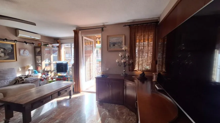 3 bedrooms apartment for sale, Alicante, Spain No. 168 № 4