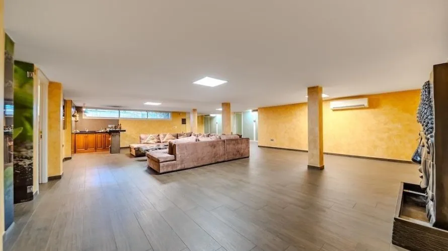 5 bedrooms villa for sale, Torrevieja, Spain No. 768 № 21