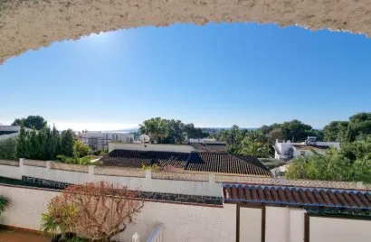 6 bedrooms villa for sale, Moraira, Spain No. 520