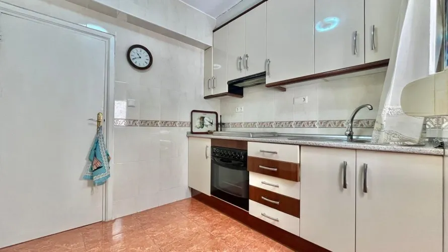 3 bedrooms apartment for sale, Torrevieja, Spain No. 2758 № 12
