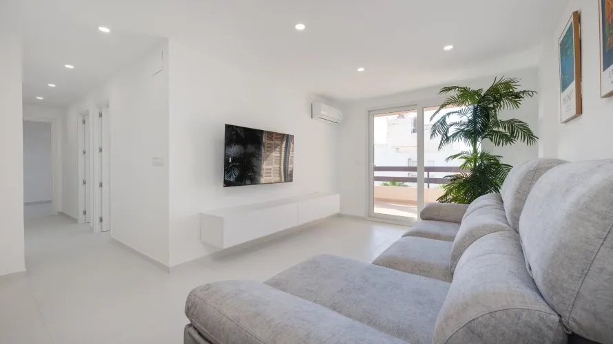 3 bedrooms apartment for sale, Torrevieja, Spain No. 908 № 3