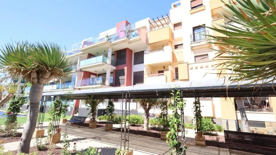 2 bedrooms apartment for sale, La Zenia, Spain No. 1597 № 6